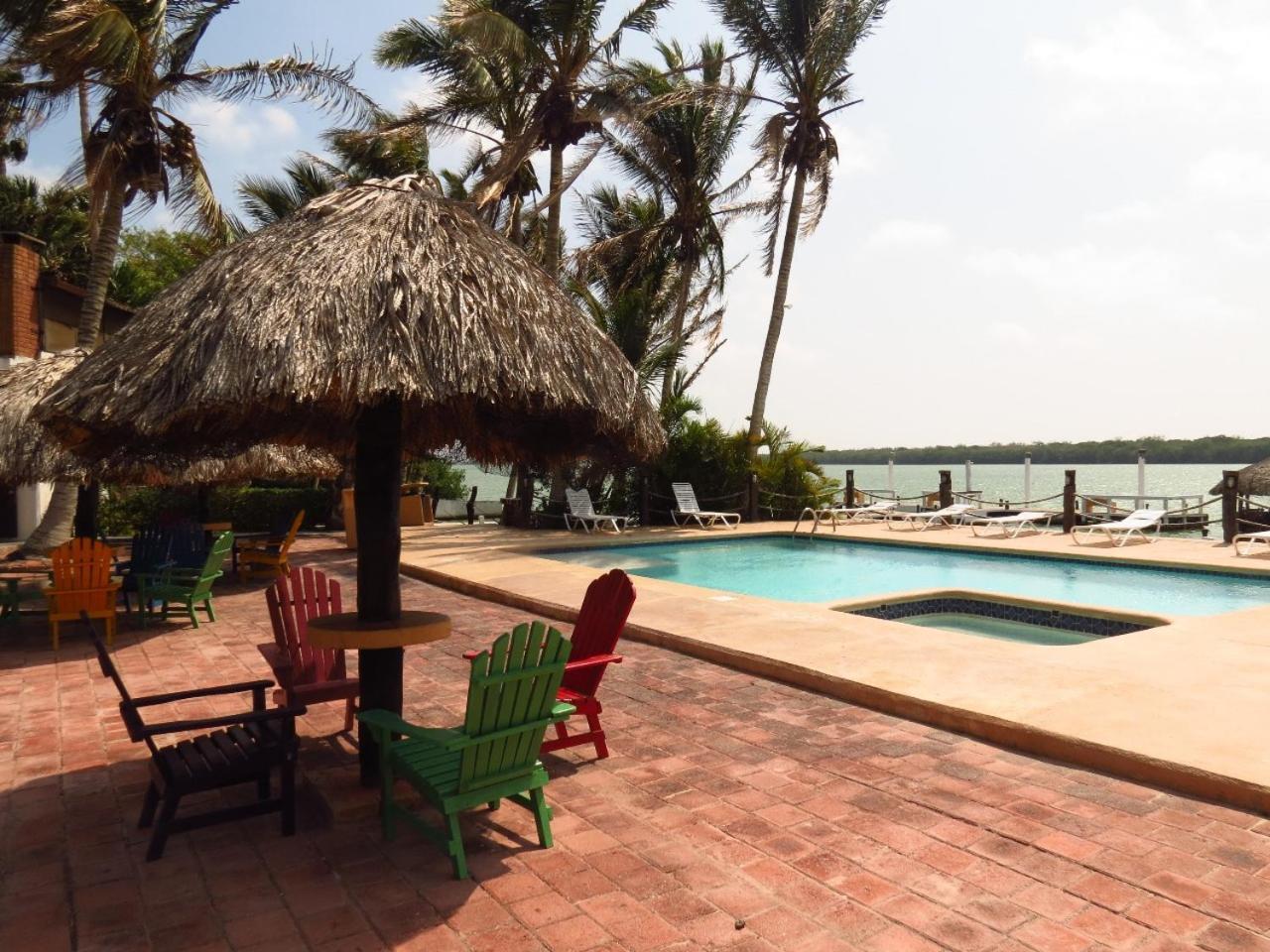 Hotel La Marina Del Rio La Pesca Ngoại thất bức ảnh