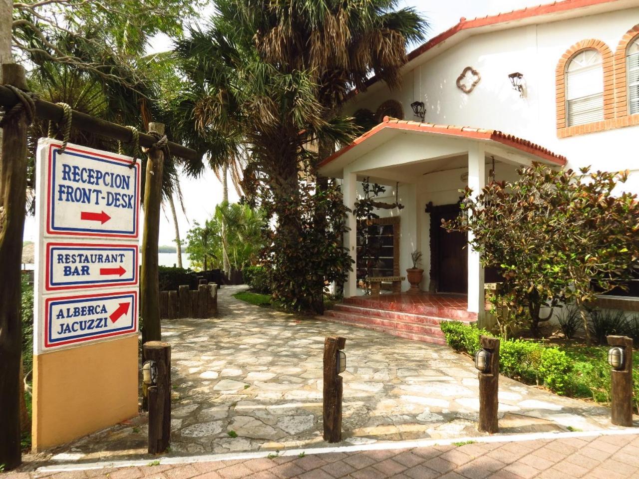 Hotel La Marina Del Rio La Pesca Ngoại thất bức ảnh